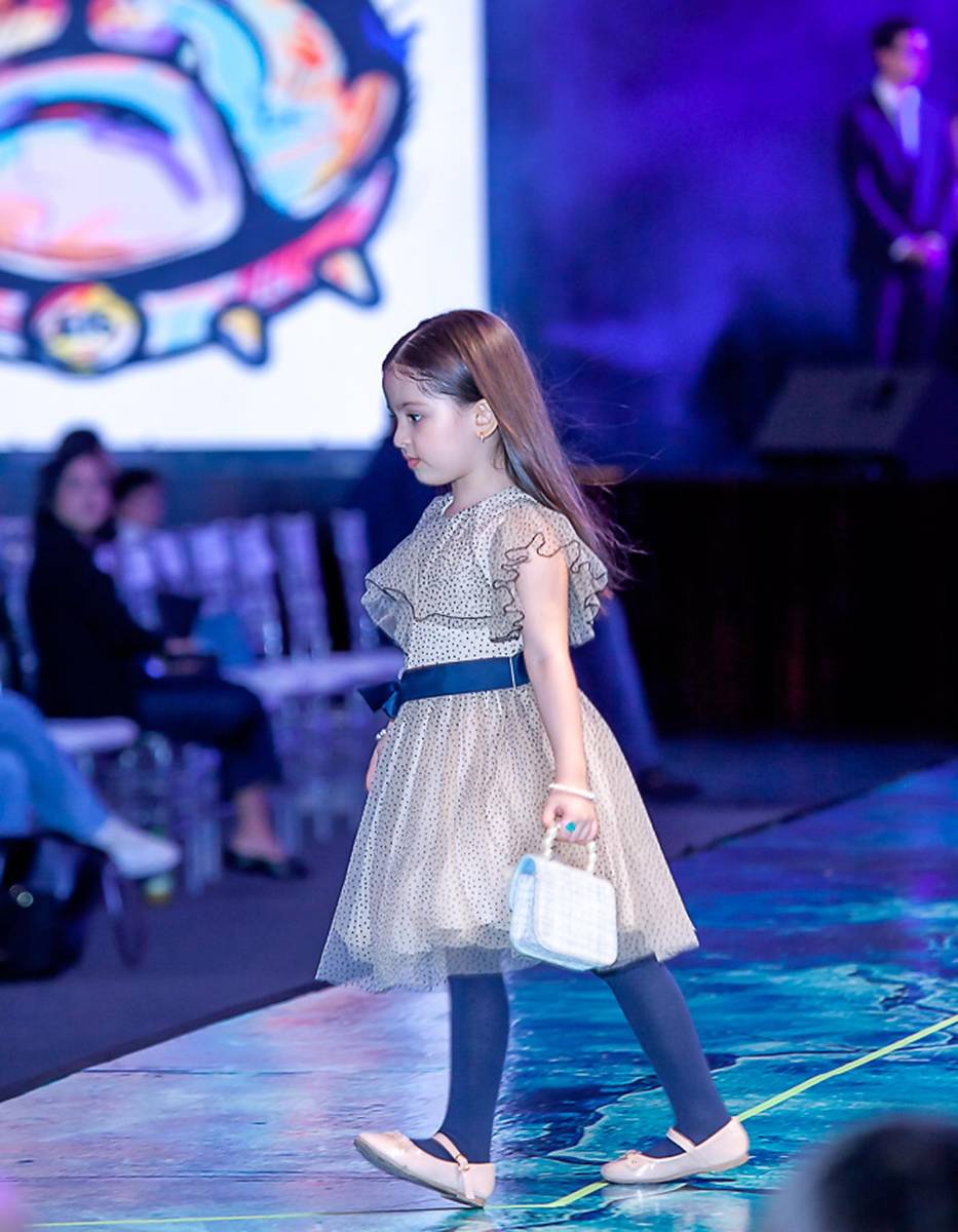 Senior Fashion Show 2026 de la Escuela Internacional Sampedrana, parte 3