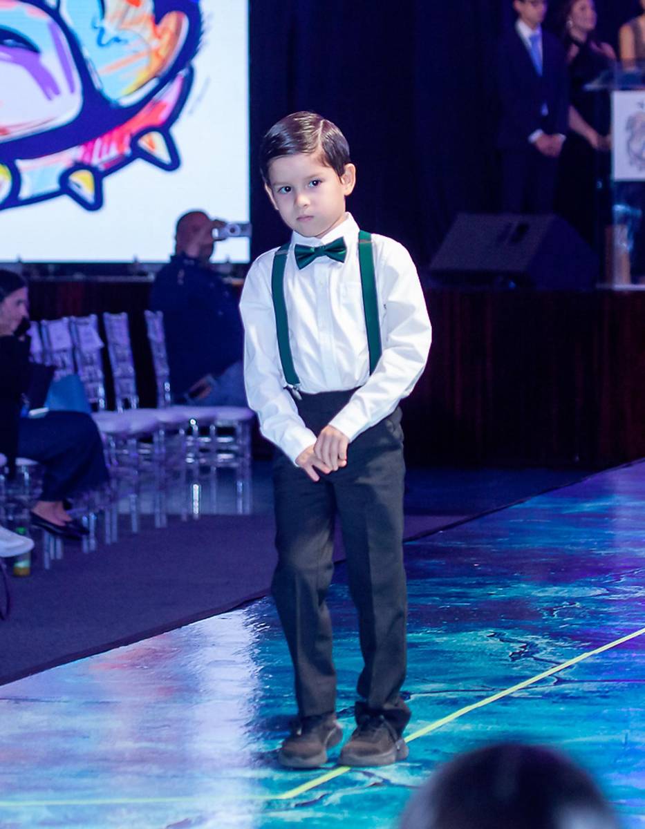 Senior Fashion Show 2026 de la Escuela Internacional Sampedrana, parte 3