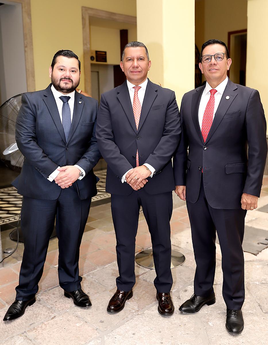 El Regreso de las sombrillas: Color en el corazón de Tegucigalpa