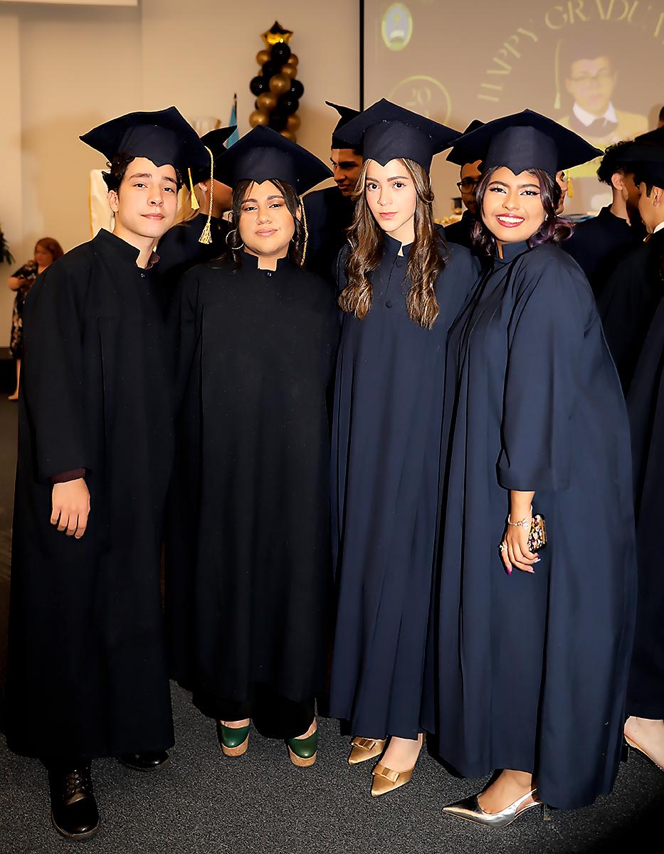 Alejandro Padilla, Dana Sandoval, Gracia Bermúdez y Isabella Bulnes Coello
