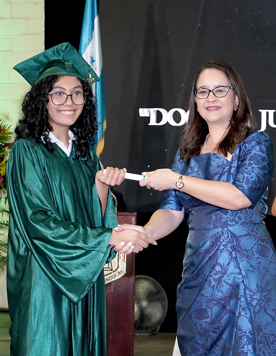Graduación de los seniors 2024 de Elvel School