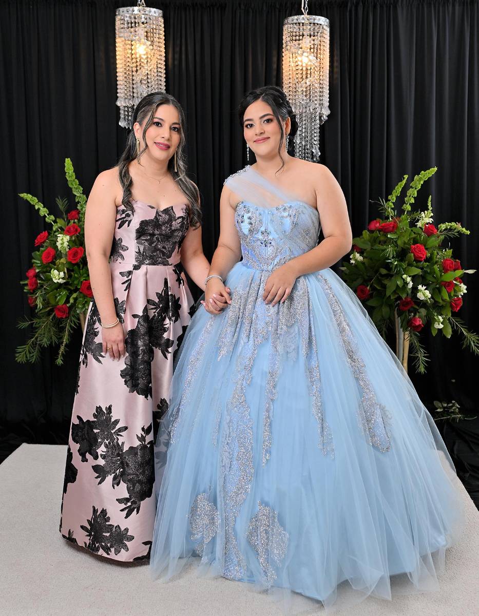 Cinthia Flores y Stephanie Camacho González