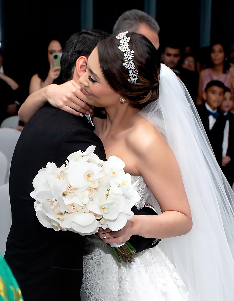 Faiz Andonie y su prometida Stephanie Dox
