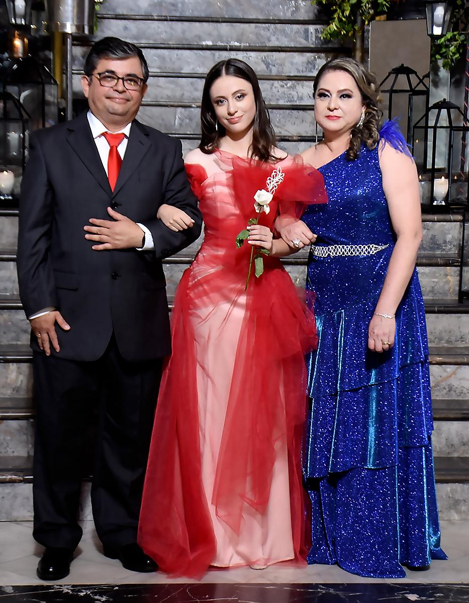 Elvis Trejo Teruel, Nathaly Sofía Trejo Silva y Karina Silva