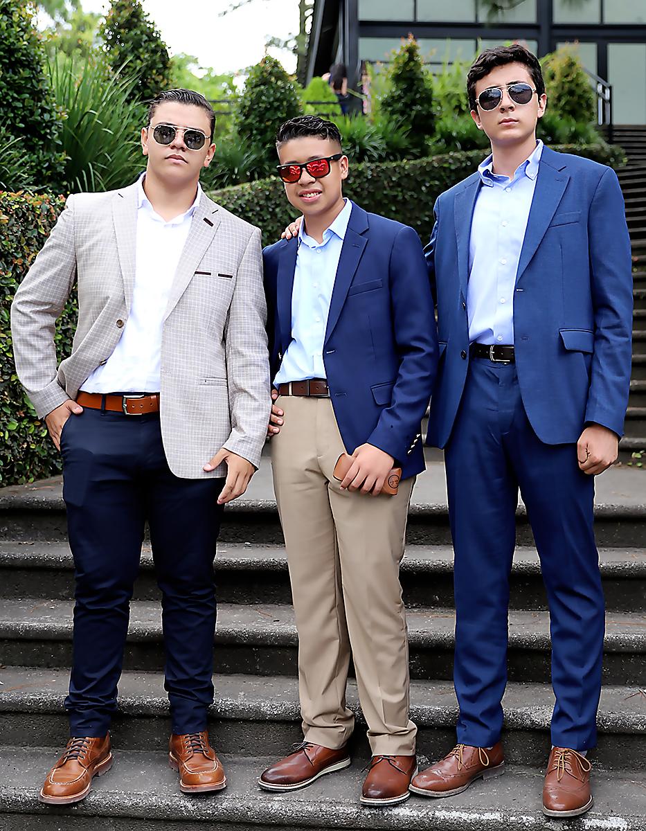 Ethan Ayes , Diego Flores y Jorge Ramírez