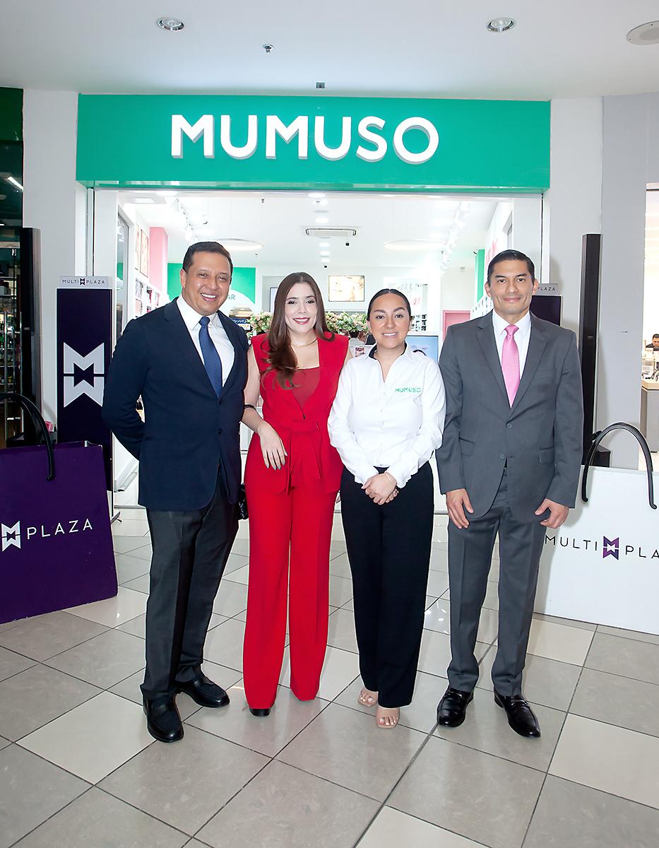 Rolando Archila, Fernanda Pineda, Eva Lemus y Manuel Meléndez.