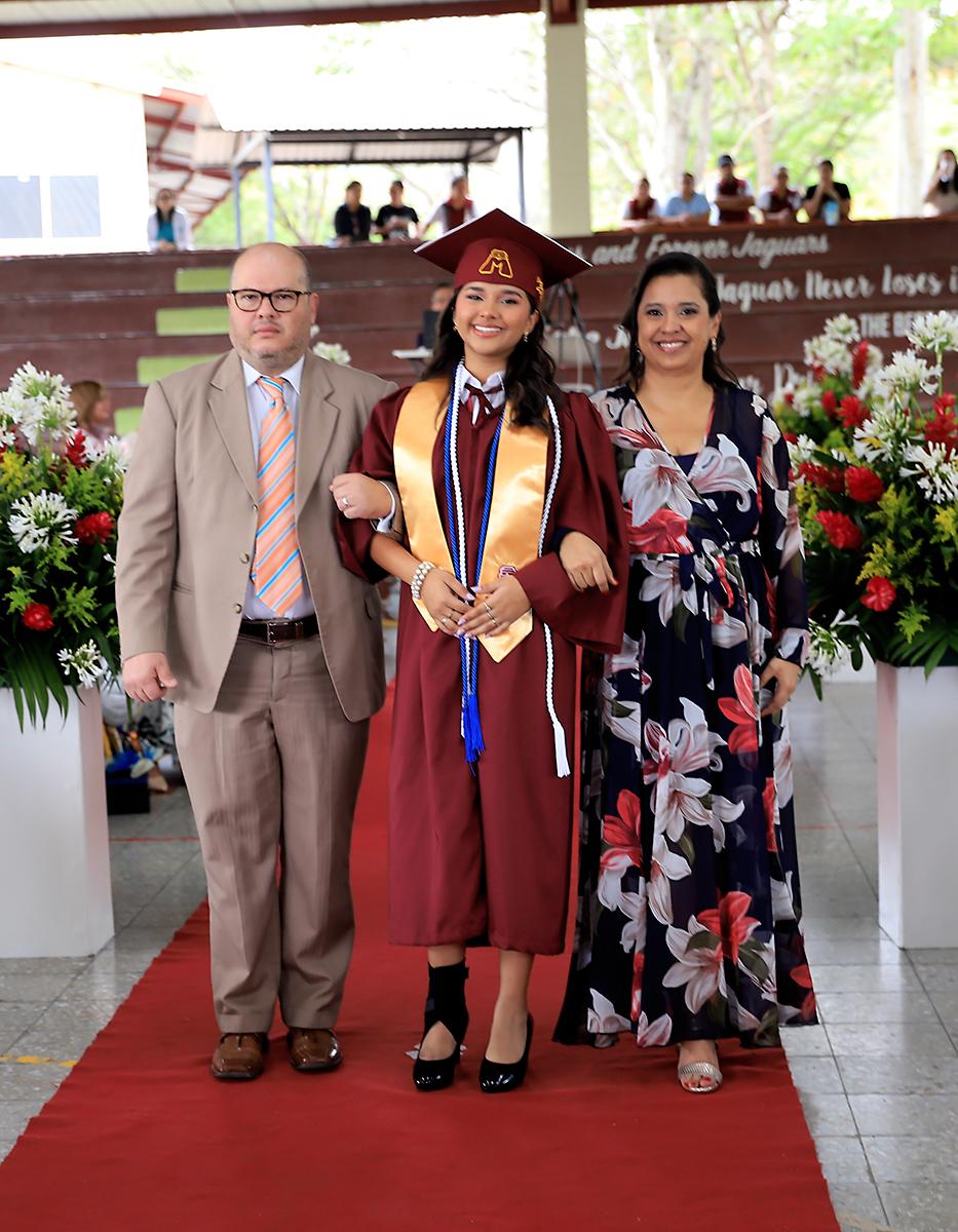 Graduación de los seniors 2025 de Mayan School