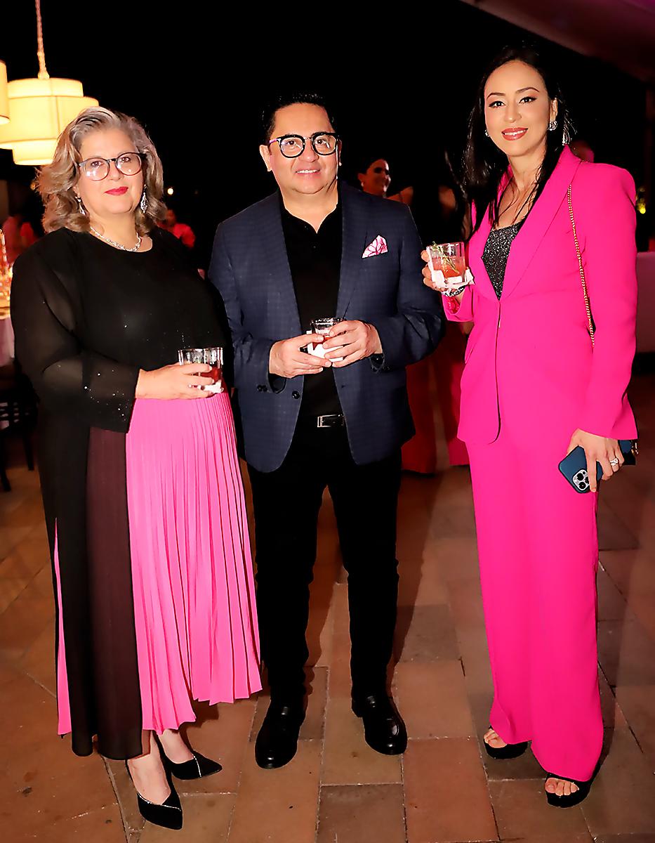 Carolina Floru, Miguel Chong y Karla Villalta
