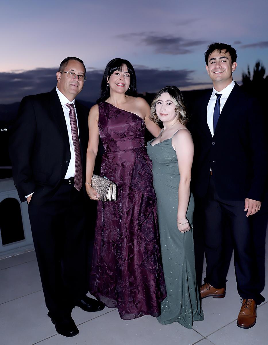 Fiesta nupcial de Allison Rivera y José Armando Erazo