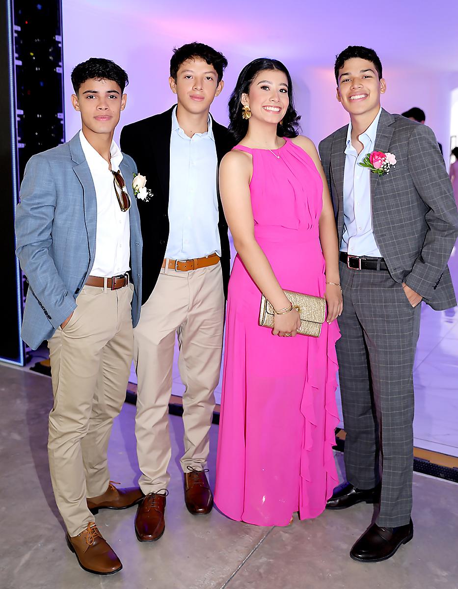 Diego Guevara, Jorge Rodríguez, Fabiola Flores e Ian Bulnes