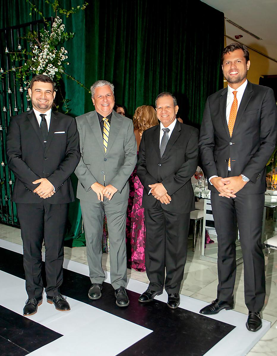 Elías Chahín, Claudio Fernández, Johny Chahín y Phillips Berkling.