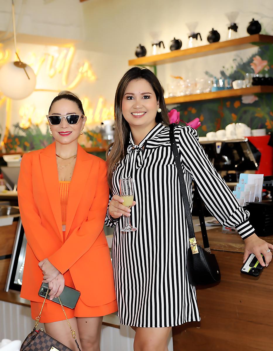 Bessy Mora y María Lucía Ramírez.