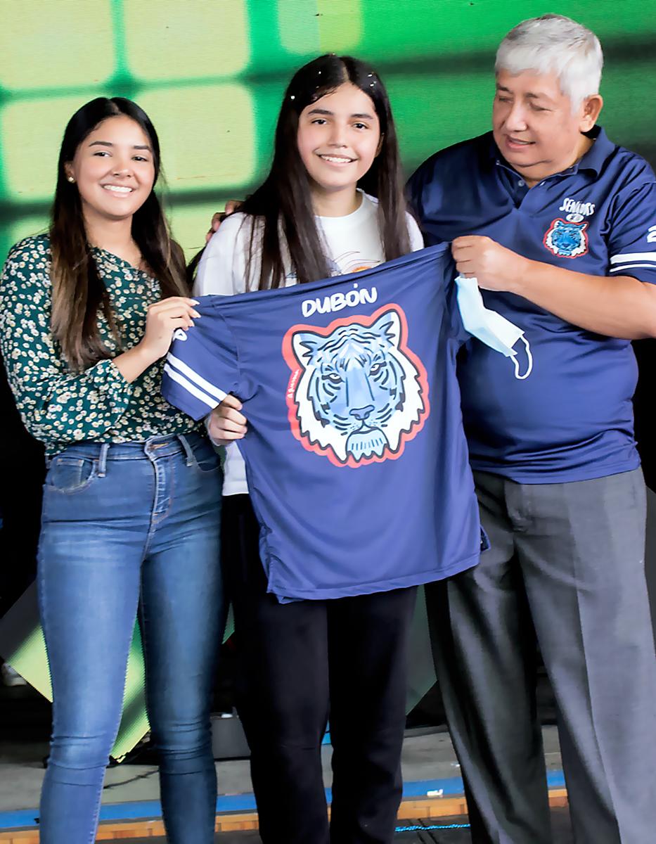 Karla Dubón.