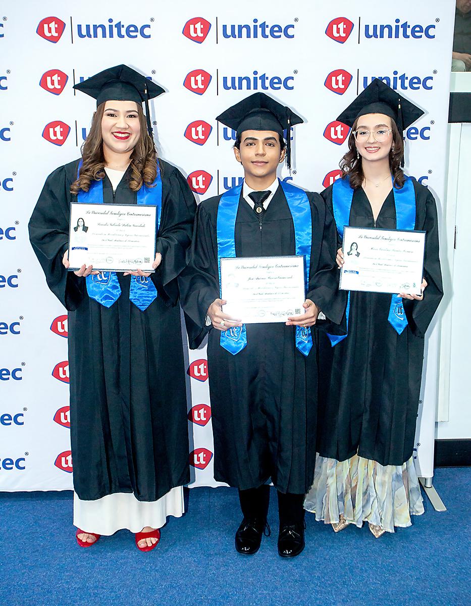 Graduaciones UNITEC 2024 en San Pedro Sula