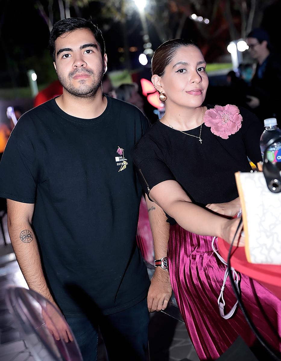Alejandro Medrano y Cinthia Martínez.