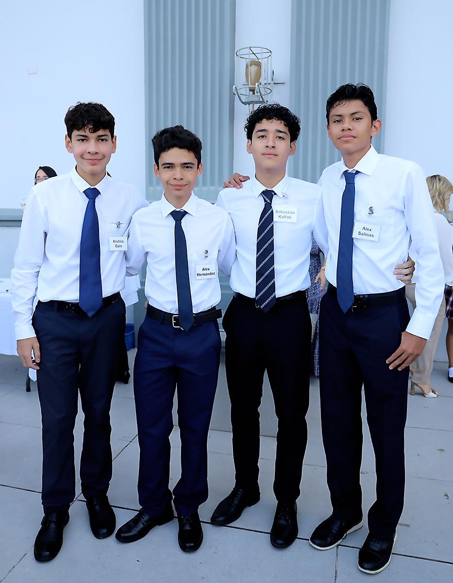 Andrés Galo, Alex Hernández, Sebastián Kaffati y Alex Salinas