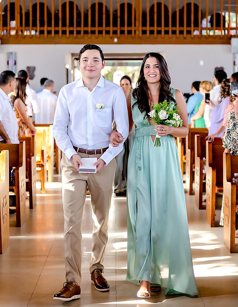 Diego Velásquez y Kendra Larach.