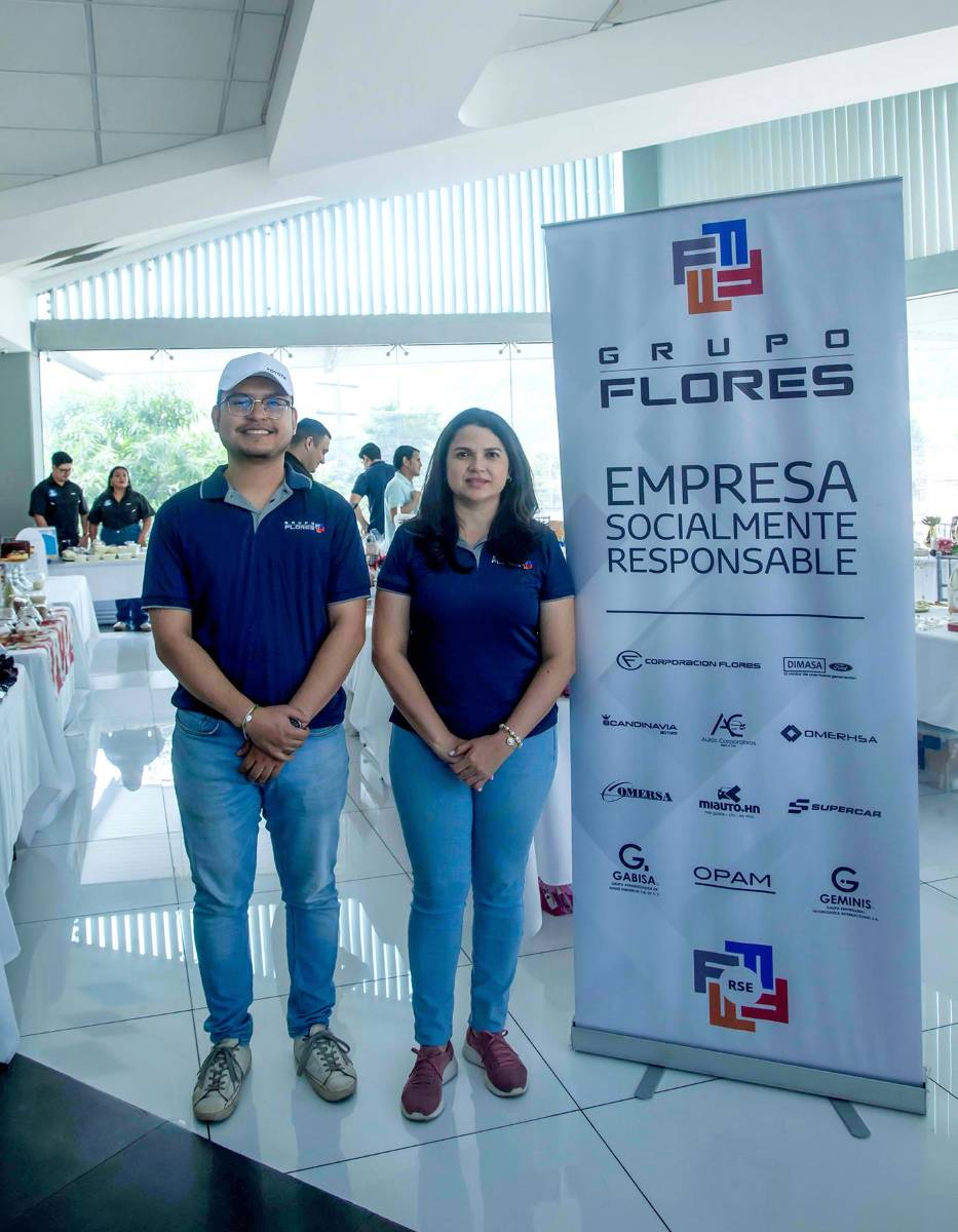 El Bazar Creciendo Juntos convocó a colaboradores de Grupo Flores en San Pedro Sula para vivir una experiencia marcada por la creatividad, el talento local y el espíritu emprendedor. A través de Ruta 360, la marca continúa impulsando iniciativas que fortalecen la comunidad, generan oportunidades y acompañan el crecimiento de su gente. Porque emprender también es conectar y crecer juntos.