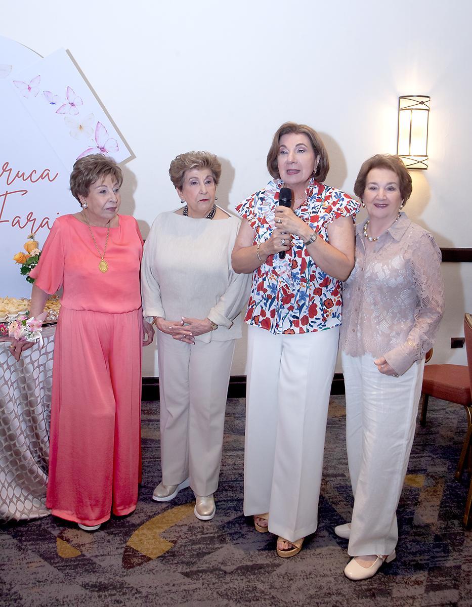 Maruca y su hermana Lily Faraj con Jeanneth Mahomar y María Elena Abufele.