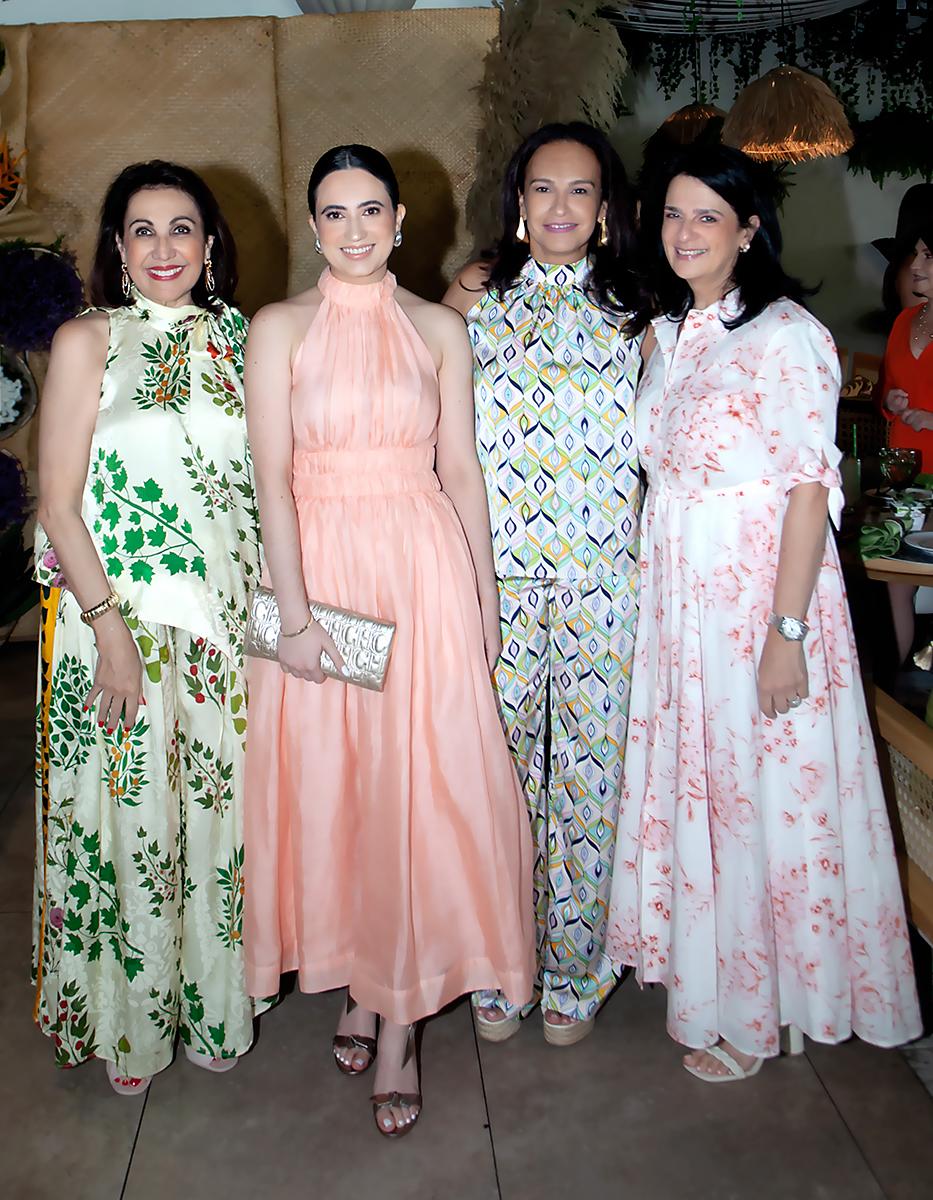 Carolina Canahuati con Camille Hawit, Patricia Salinas y Karla Facussé.