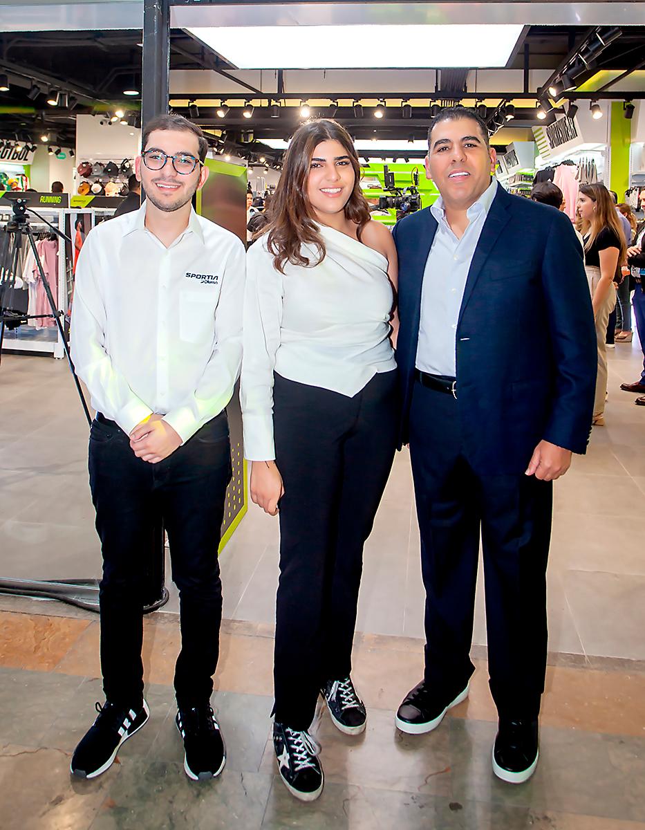 Mario Alejandro, Valentina y Mario Faraj.