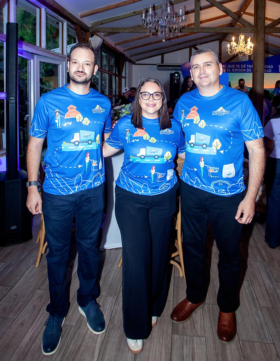 Rafael Prieto, Iveth Padilla y Farid Kattum.