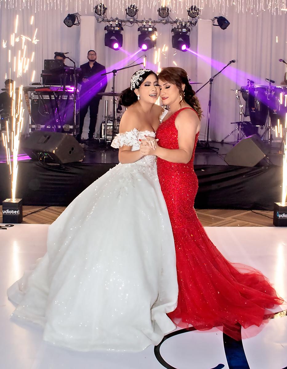Cindy Padilla y su madre Lidia Flores