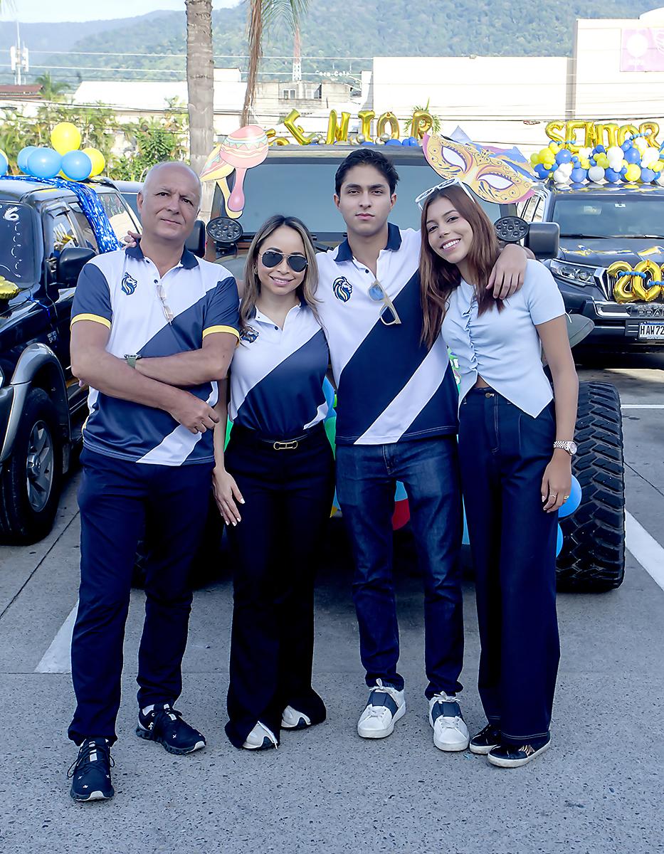 Pietro, Paty, Pietro jr. y Giada Rastelli