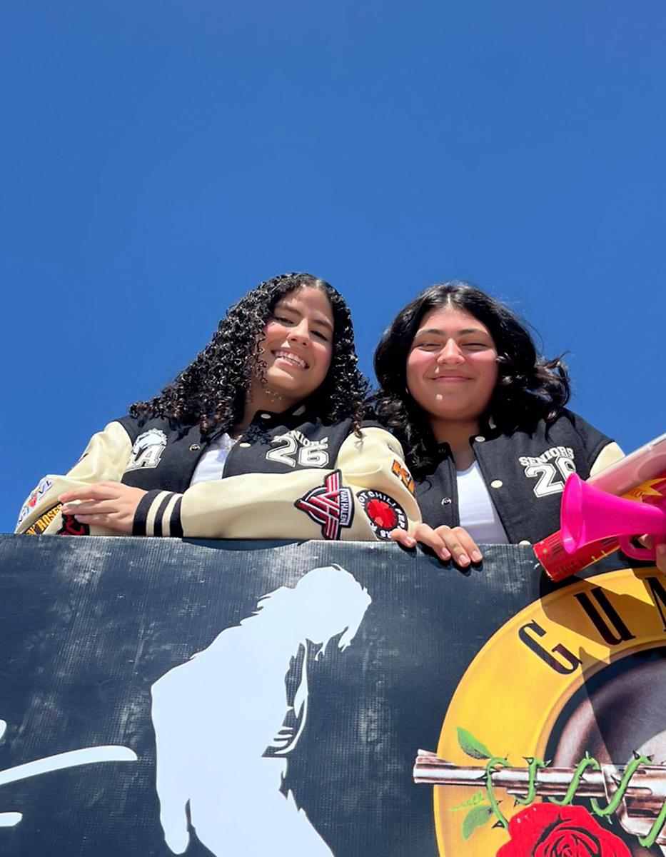Paulina Zelaya y Valery Lupi