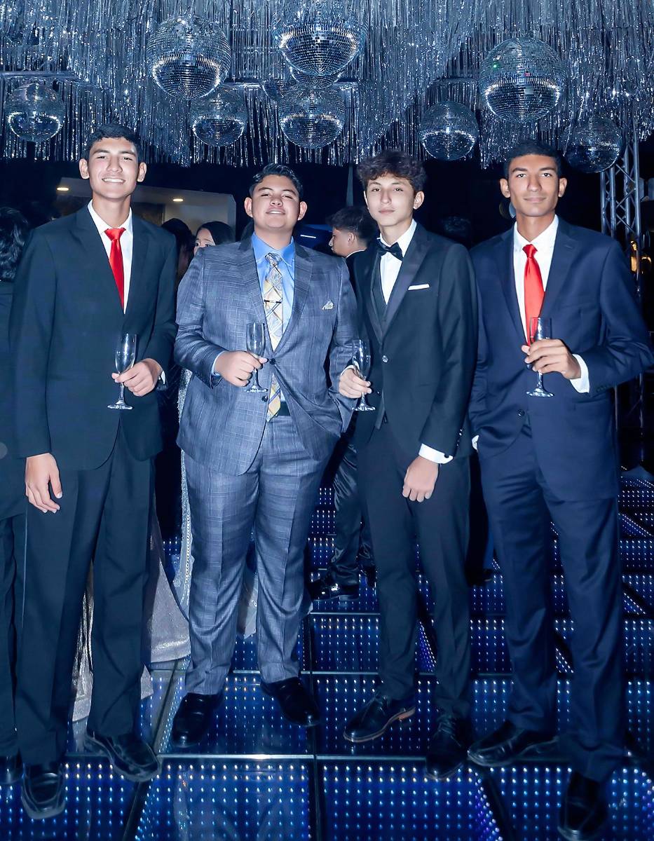 José Osorto, Víctor Torres, Luis García y Juan Osorto. 