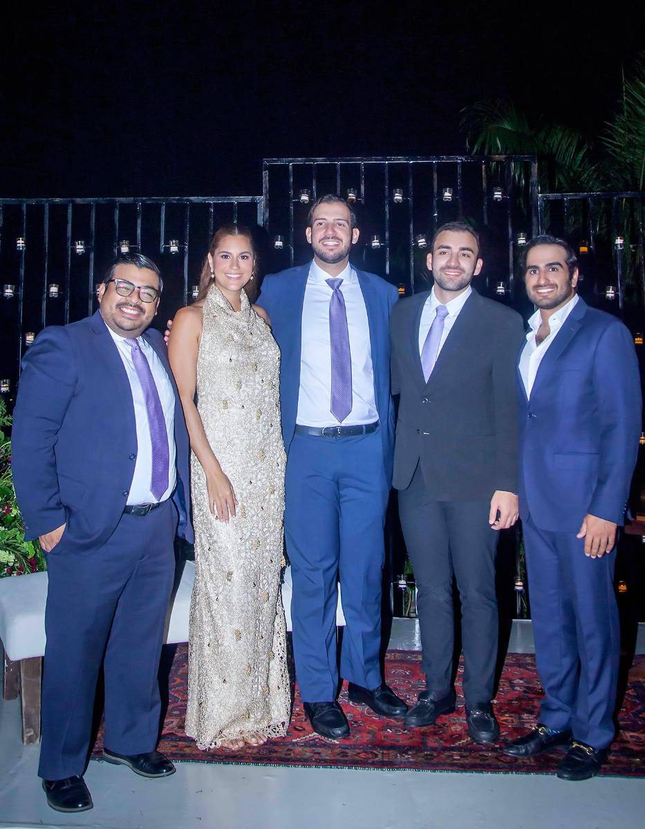 Gerardo Barrios, Marcela Andonie, Carlos Siman, Anthony Hasbun y Javier Zablah.