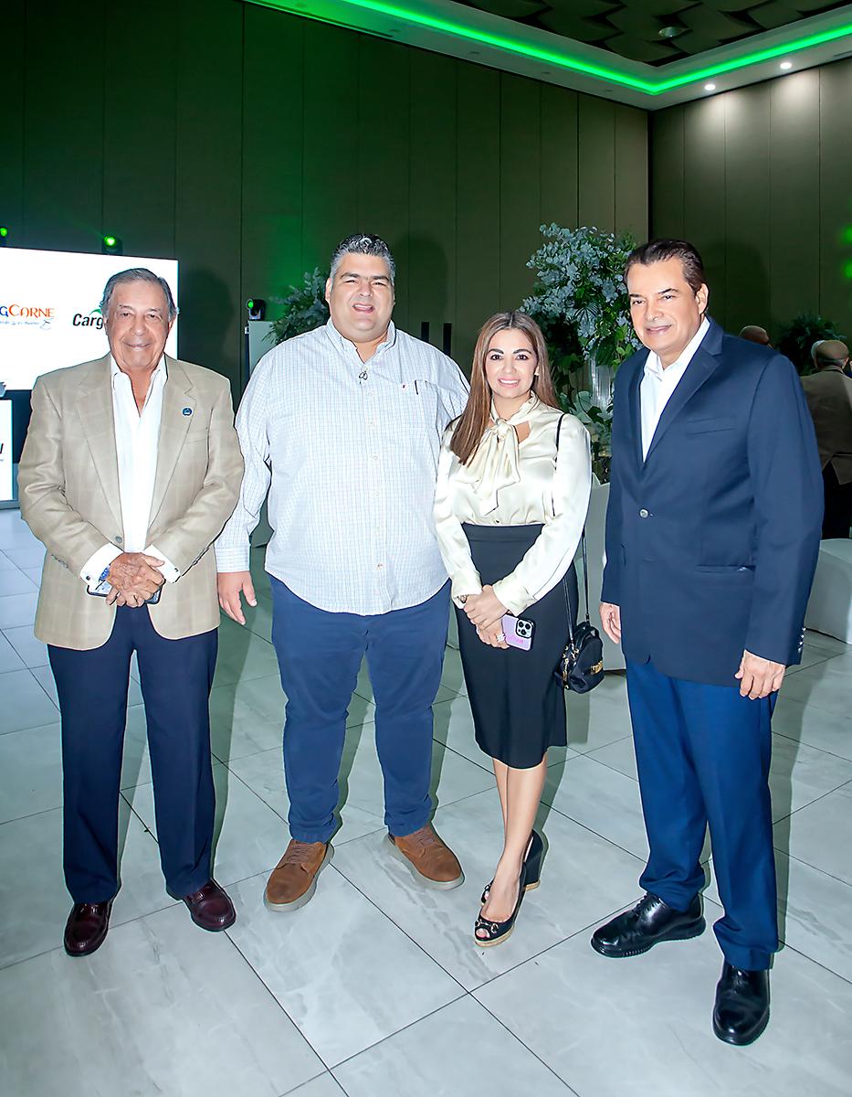 Juan Marinakys, Fernando Quintana, Andrea Quintana y Ramón Fuentes.
