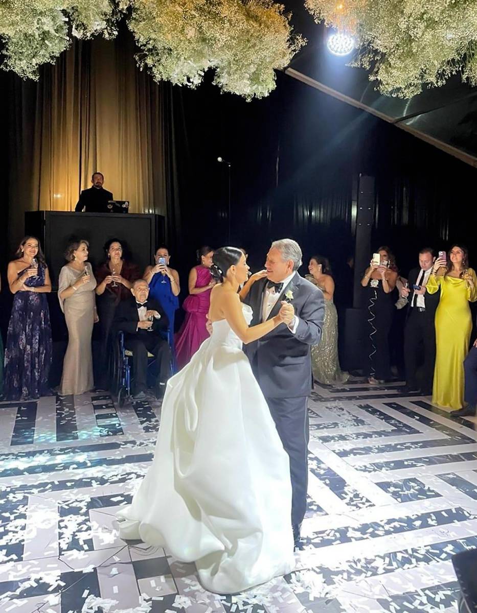 Fiesta nupcial de Allison Rivera y José Armando Erazo