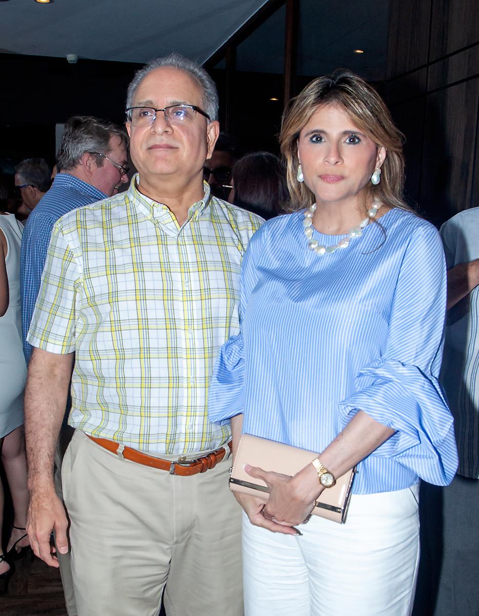 Mauricio y Vivian Kattán.