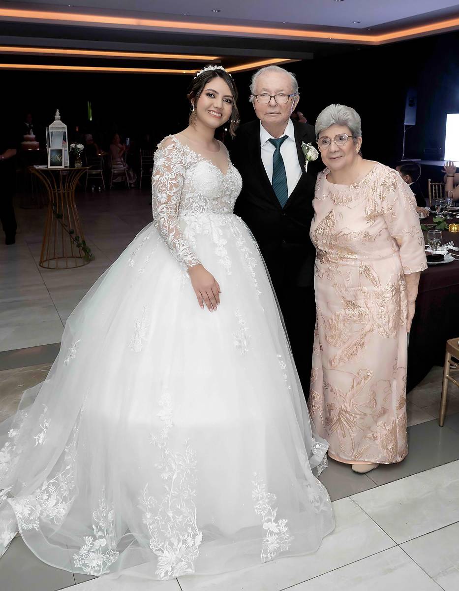 Asi fue la boda de Miltón Barrieri y Raquel Manzanares