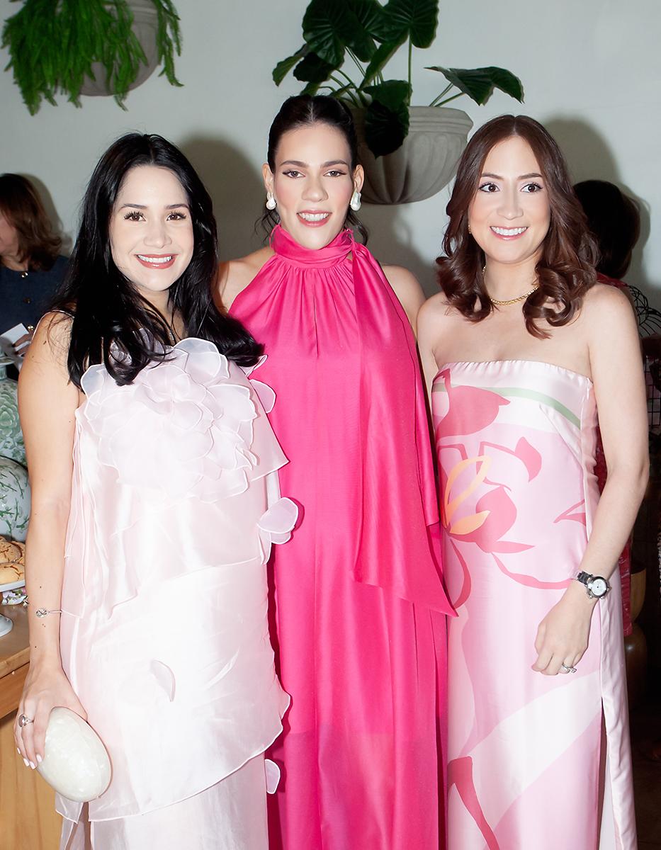 Ana Cristina Maalouf, Daniela López y Laurie Panting.