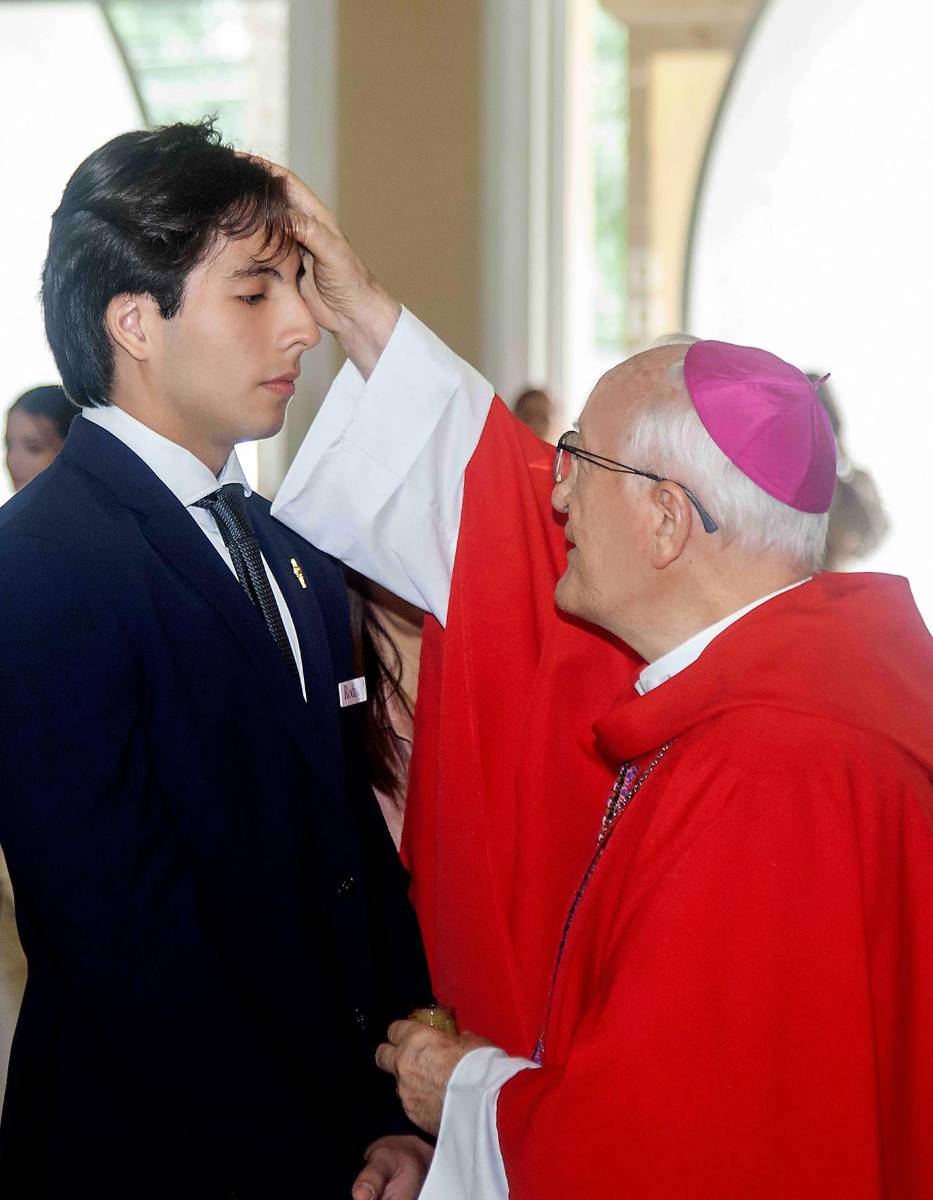 Confirmación de la Escuela Internacional Sampedrana 2026