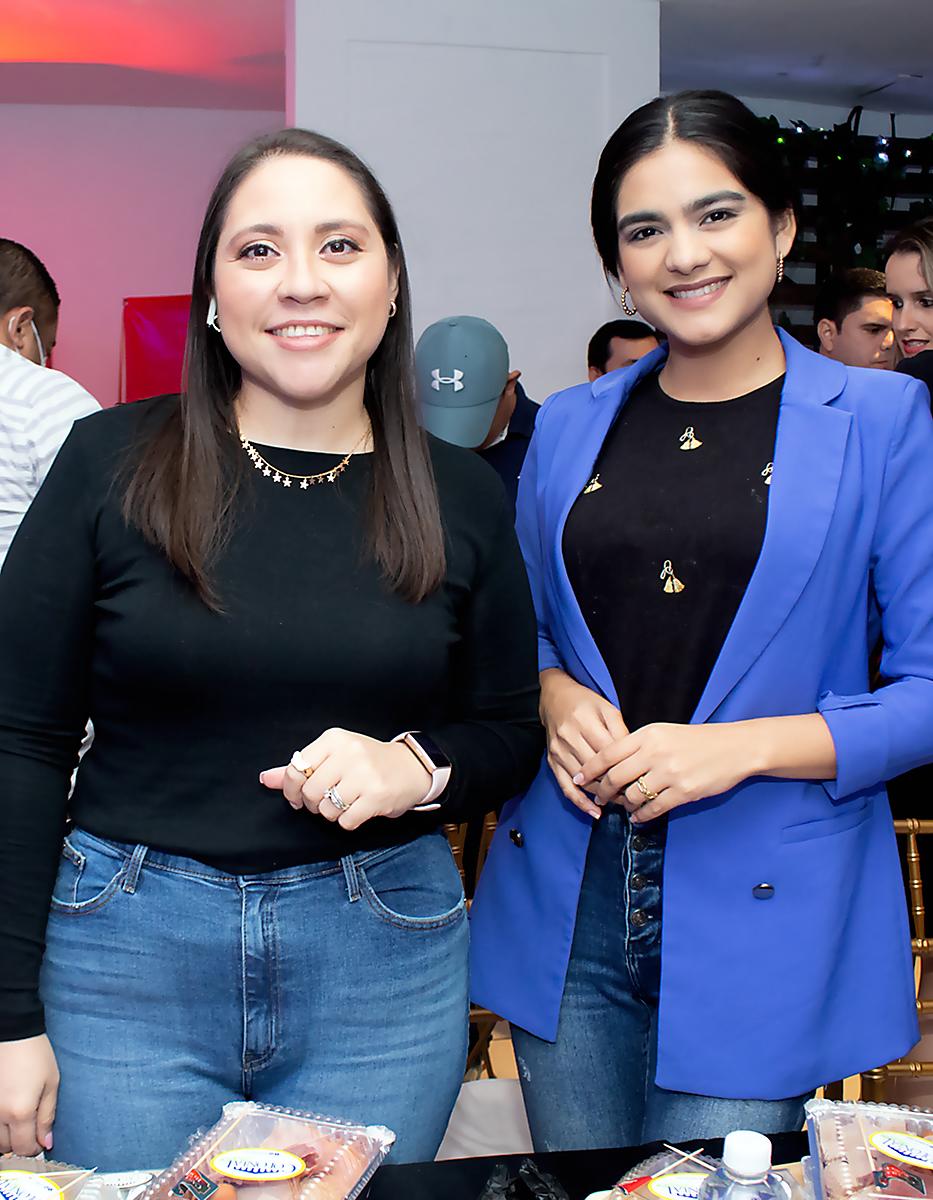 Paola Núńez y Lilian Mata
