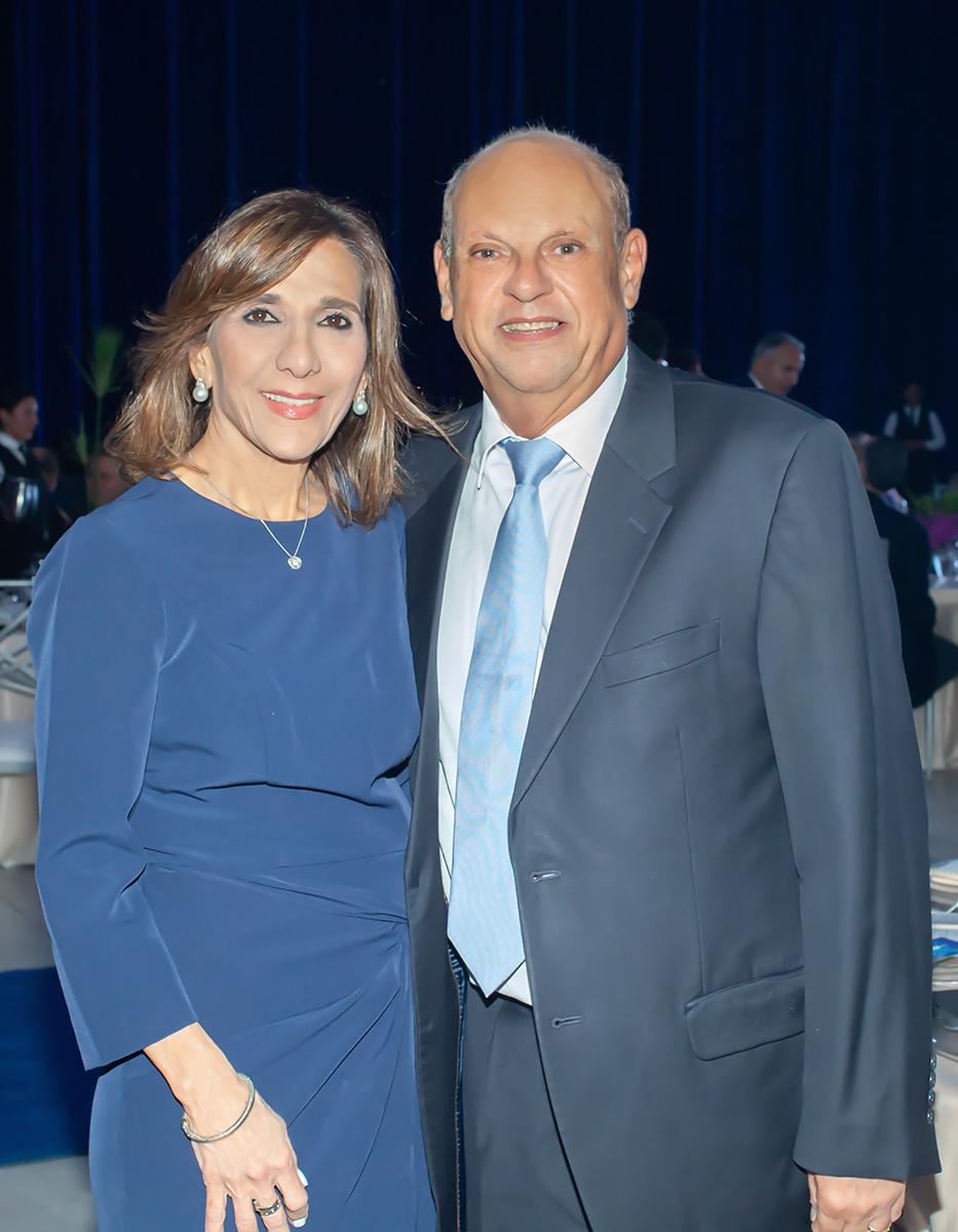 Diana y Roger Larach