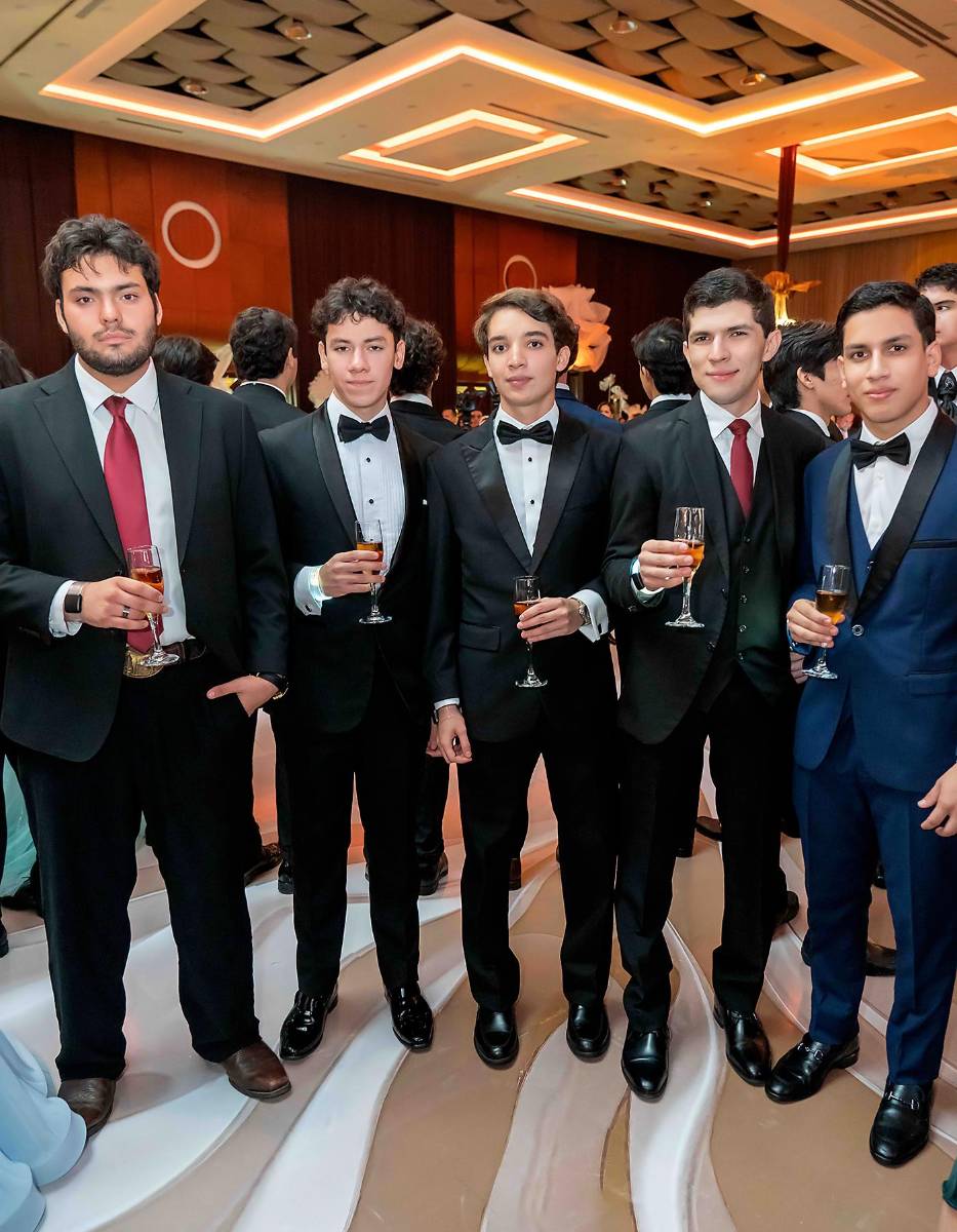 Gerardo Recarte, Gerardo Alvarado, Sergio Robelo, Hugo Martínez, Geovanny Gaido. 