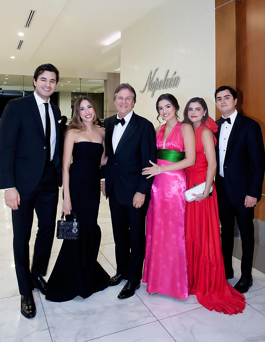 Así fue la boda de José Bustillo y Alexandra Tinoco