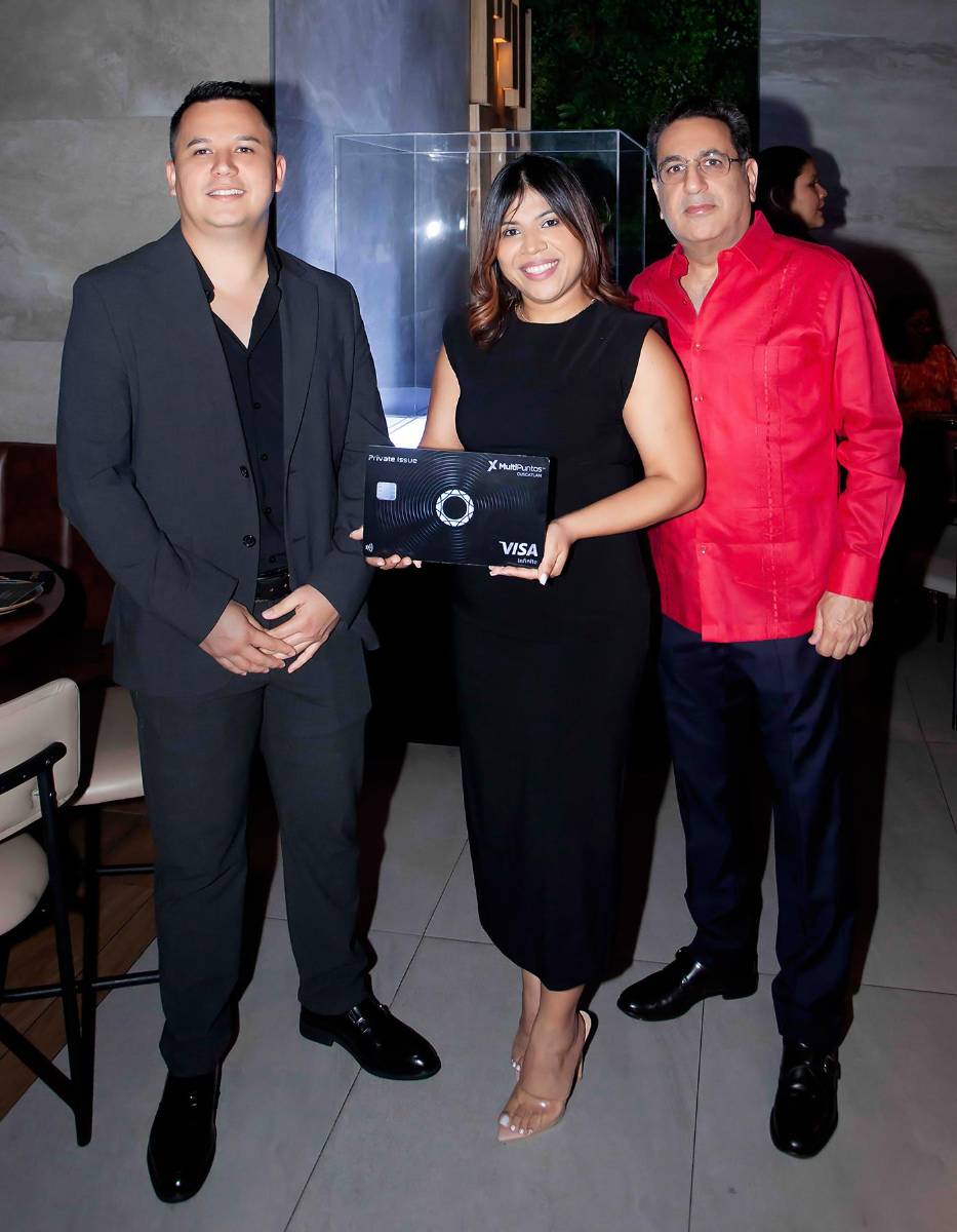 Héctor Banegas, Kensy Funez y Raúl Hawit.