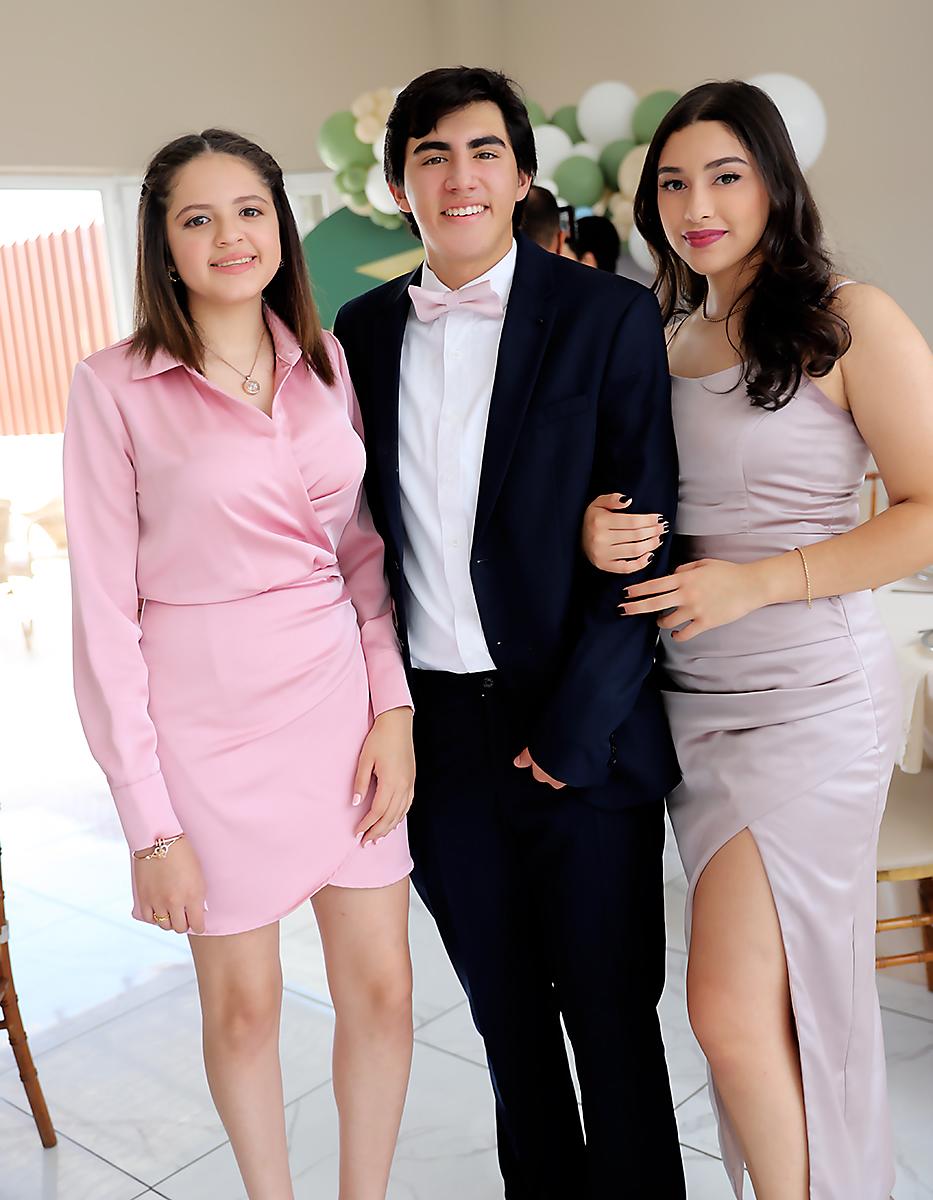Ashley Mármol, David Blanco y María José Zúniga