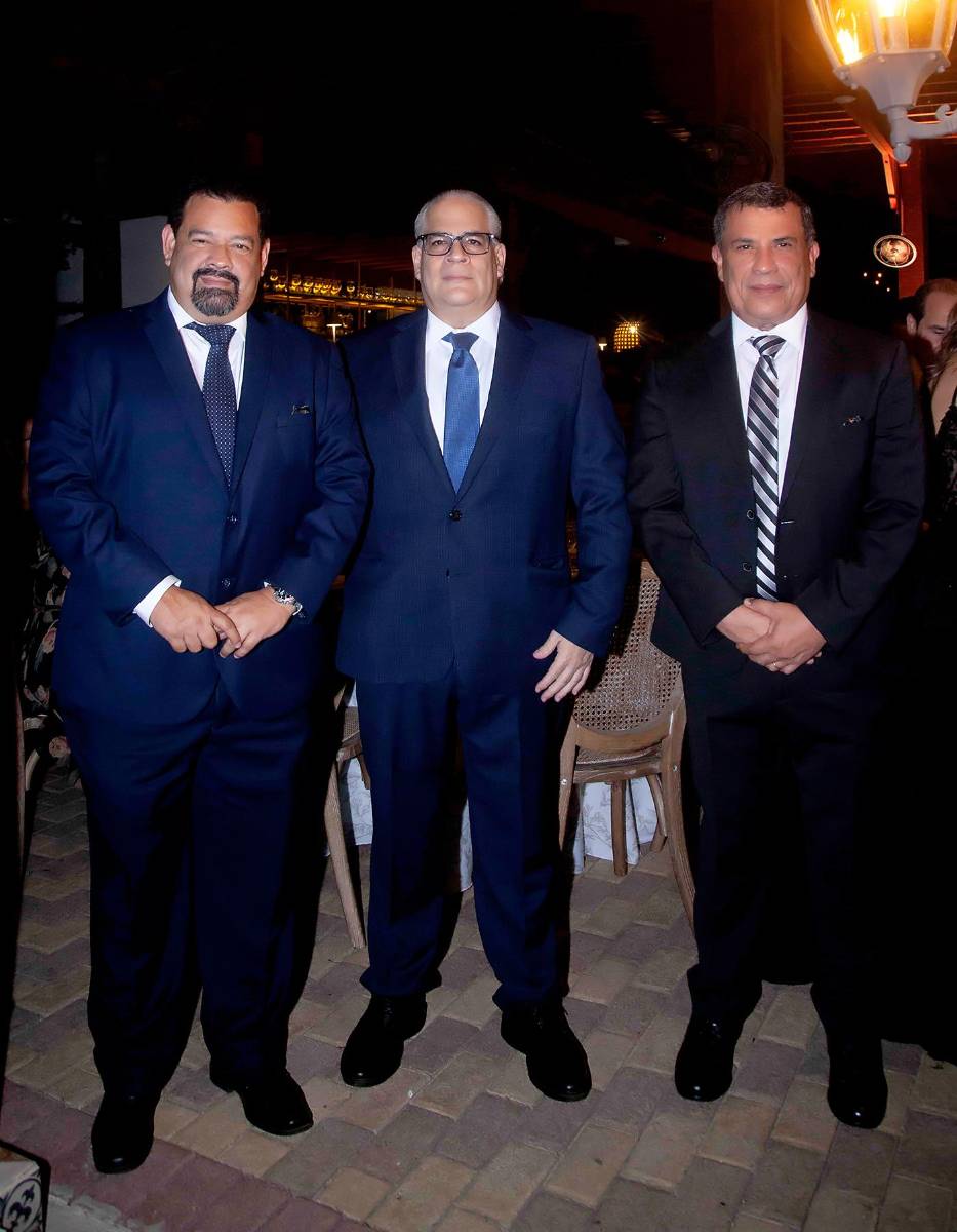 Tino Marinakys y Héctor Iván Mejía.