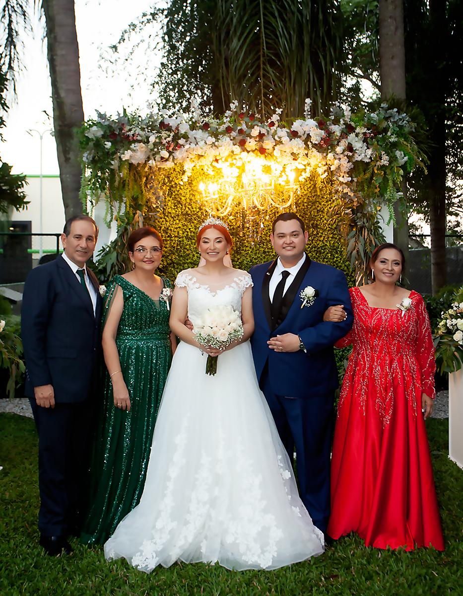 Boda de Douglas Flores y Annie Rivera