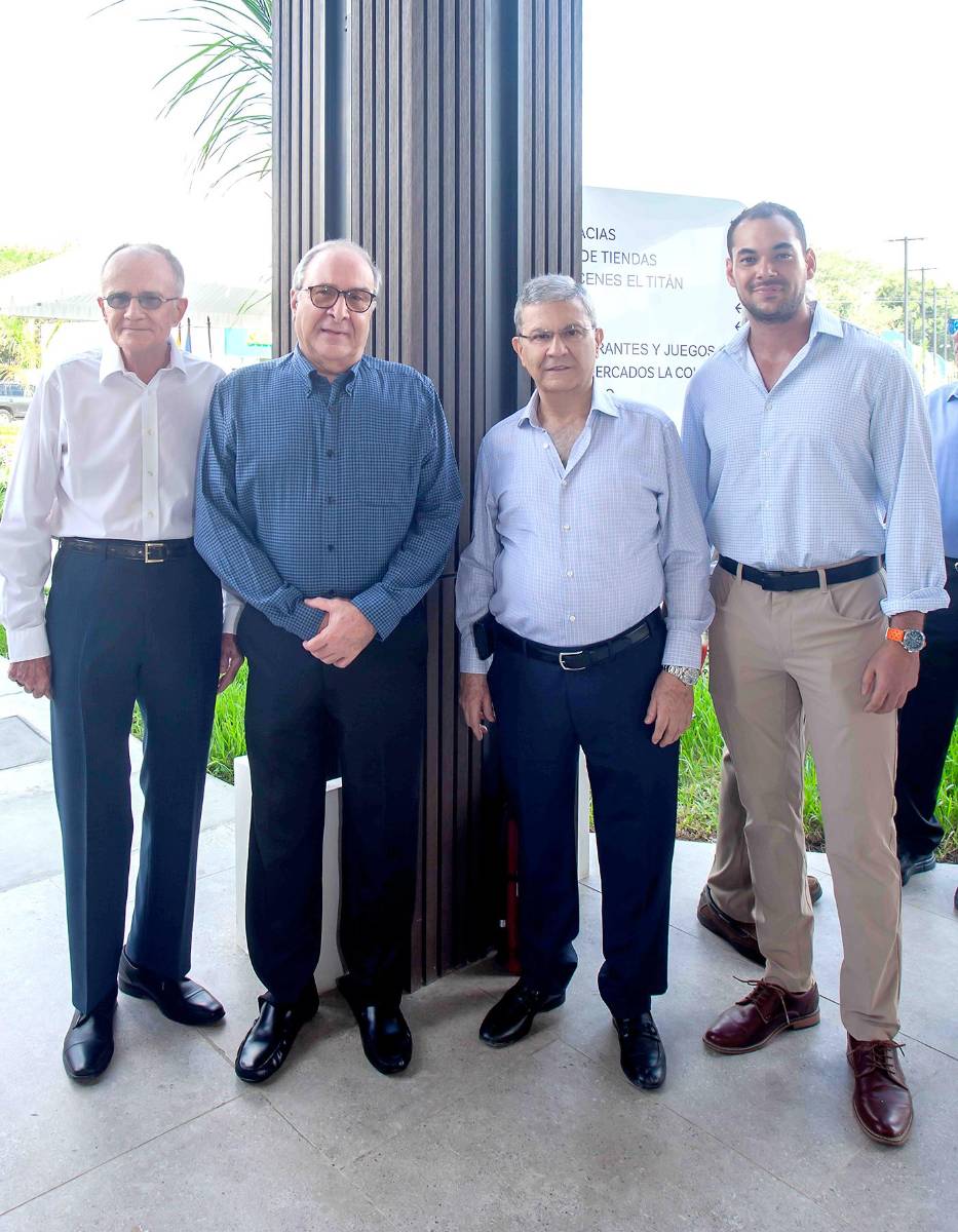 Gregory Werner, Roberto Bahaia, Spyro Maalouf y Gregory Werner jr