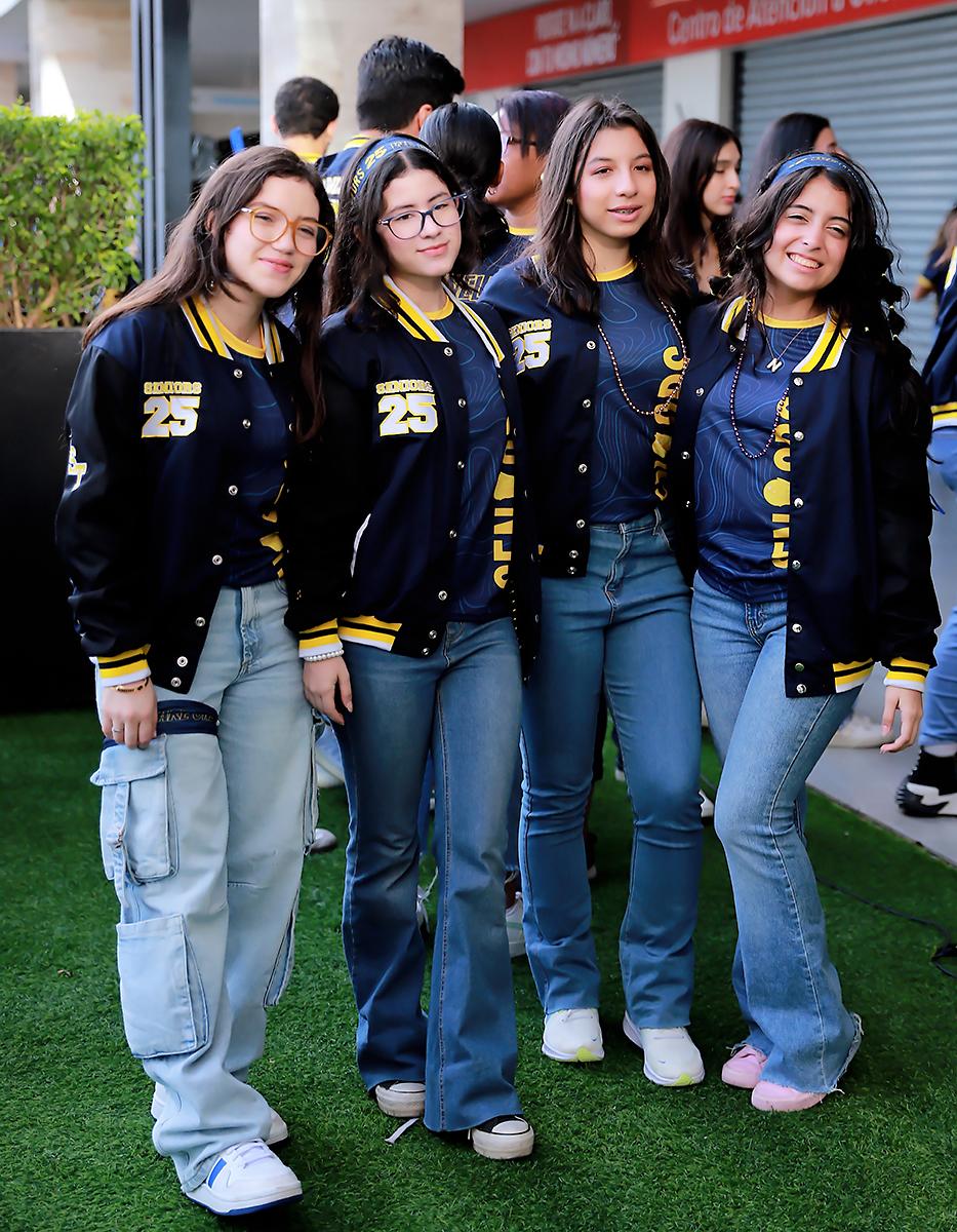 Senior Entrance 2025 de la International School of Tegucigalpa