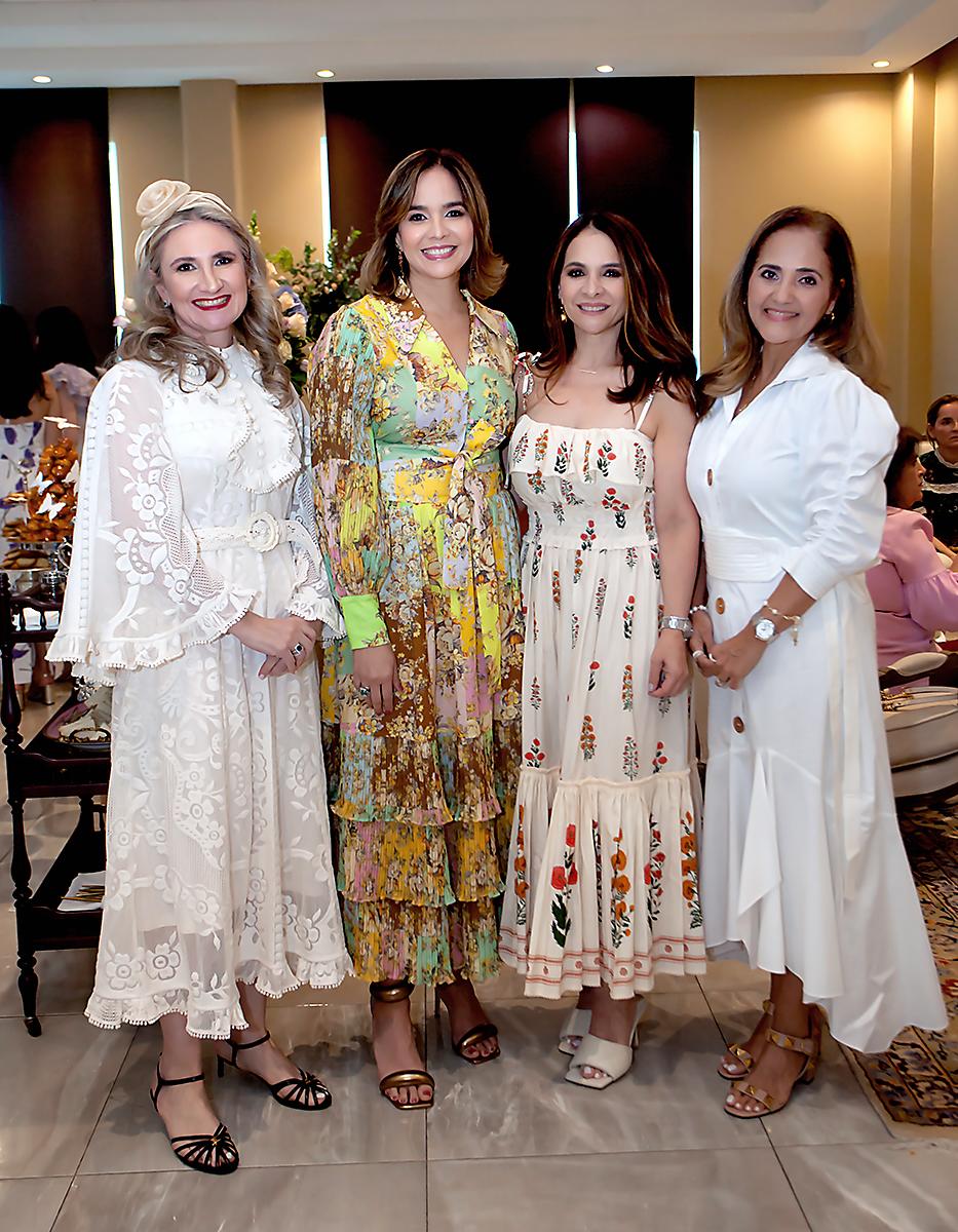 Elsa Leiva, Melissa Garza, Giselle Rishmawy.