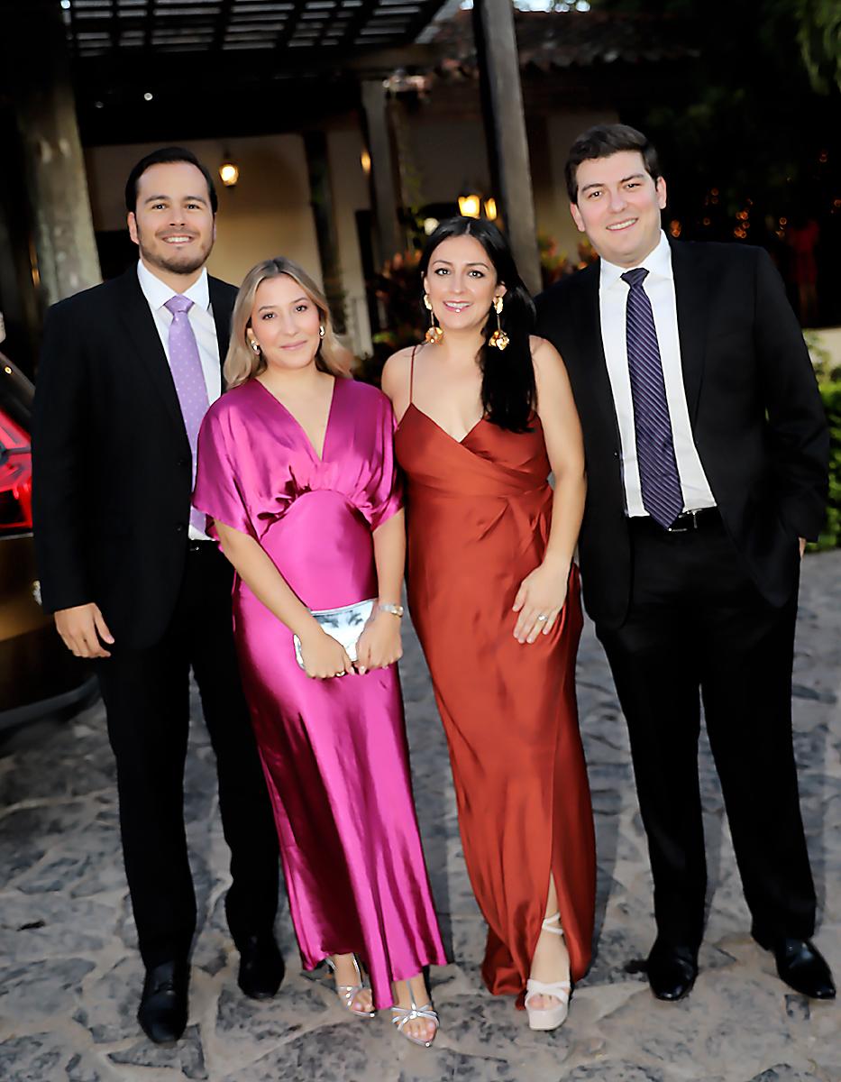 Luis Diego Ortez, Stephanie Ewens , Keeley O’conner y , Lisandro Arias