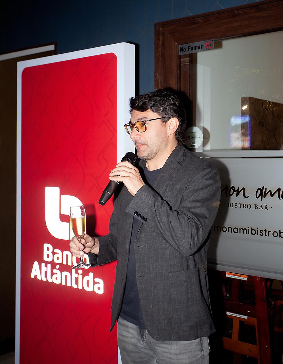 El sommelier Bojan Tosic.